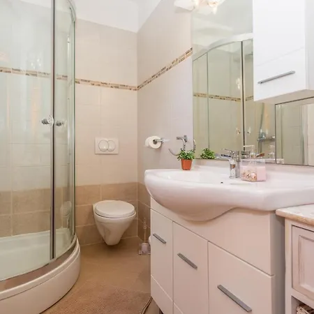 Villa Katarina Rasopasno