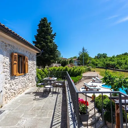 Villa Katarina Rasopasno