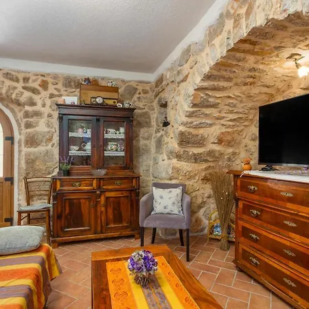 Katarina ヴィラ *