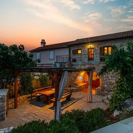 Katarina Villa